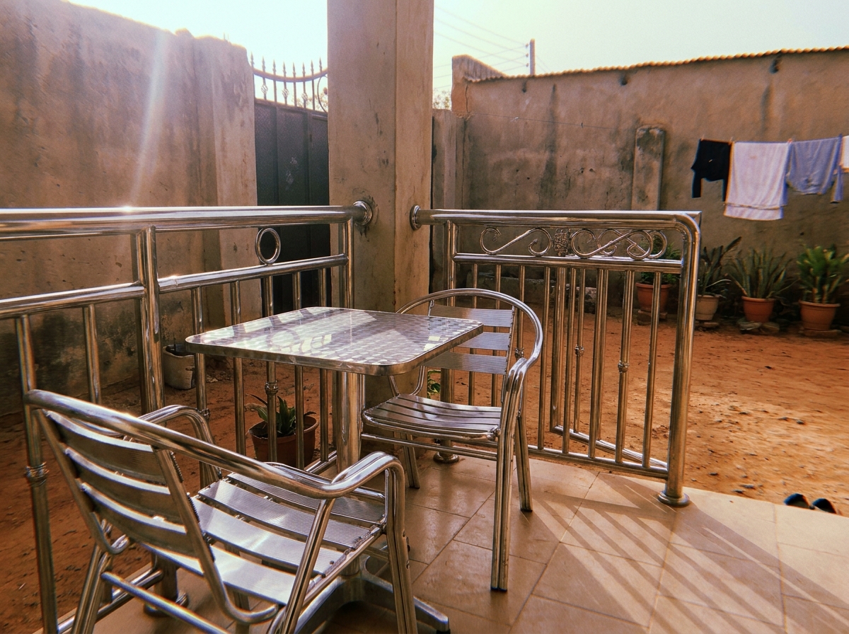 Restored metal garden furniture — customer result